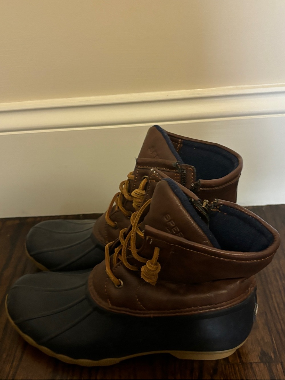 Sperry women’s saltwater duck boot - Picture 3 of 5